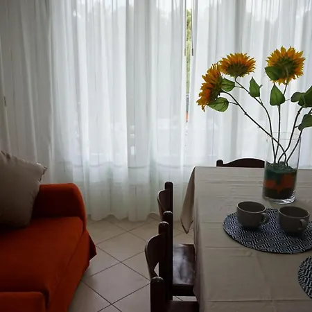 Residenza Fiori Lignano Apartment Lignano Sabbiadoro Room photo